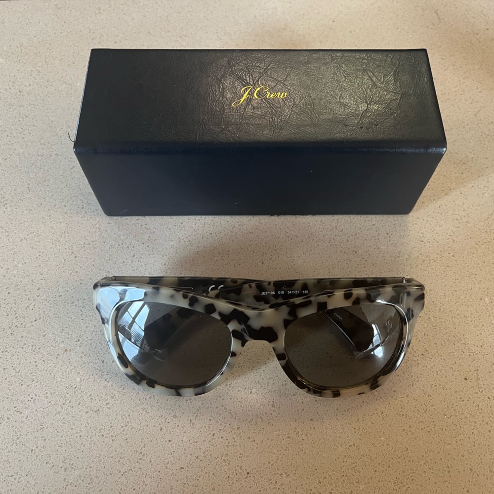 J.Crew Sunglasses (Brand new‎ without tags)